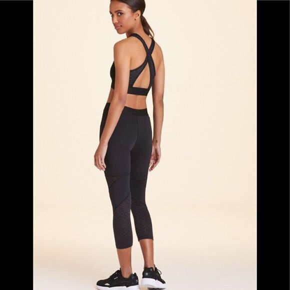 Alala Horizon Crop leggings in size S - Picture 3 of 14
